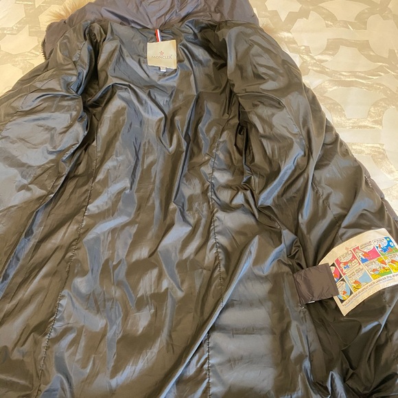 Moncler black puff jacket. Original - Picture 5 of 7